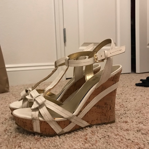 Guess white wedges - Picture 2 of 7